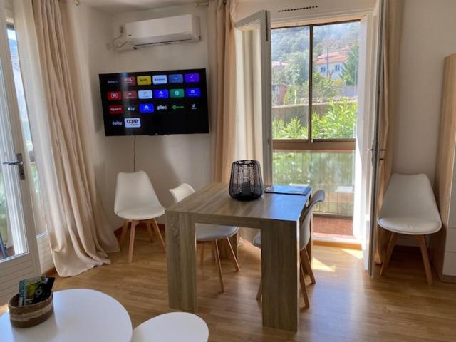 Studio 33 M2 , Climatise, Parking Exterieur Prive Gratuit Amélie-les-Bains-Palalda Exterior foto